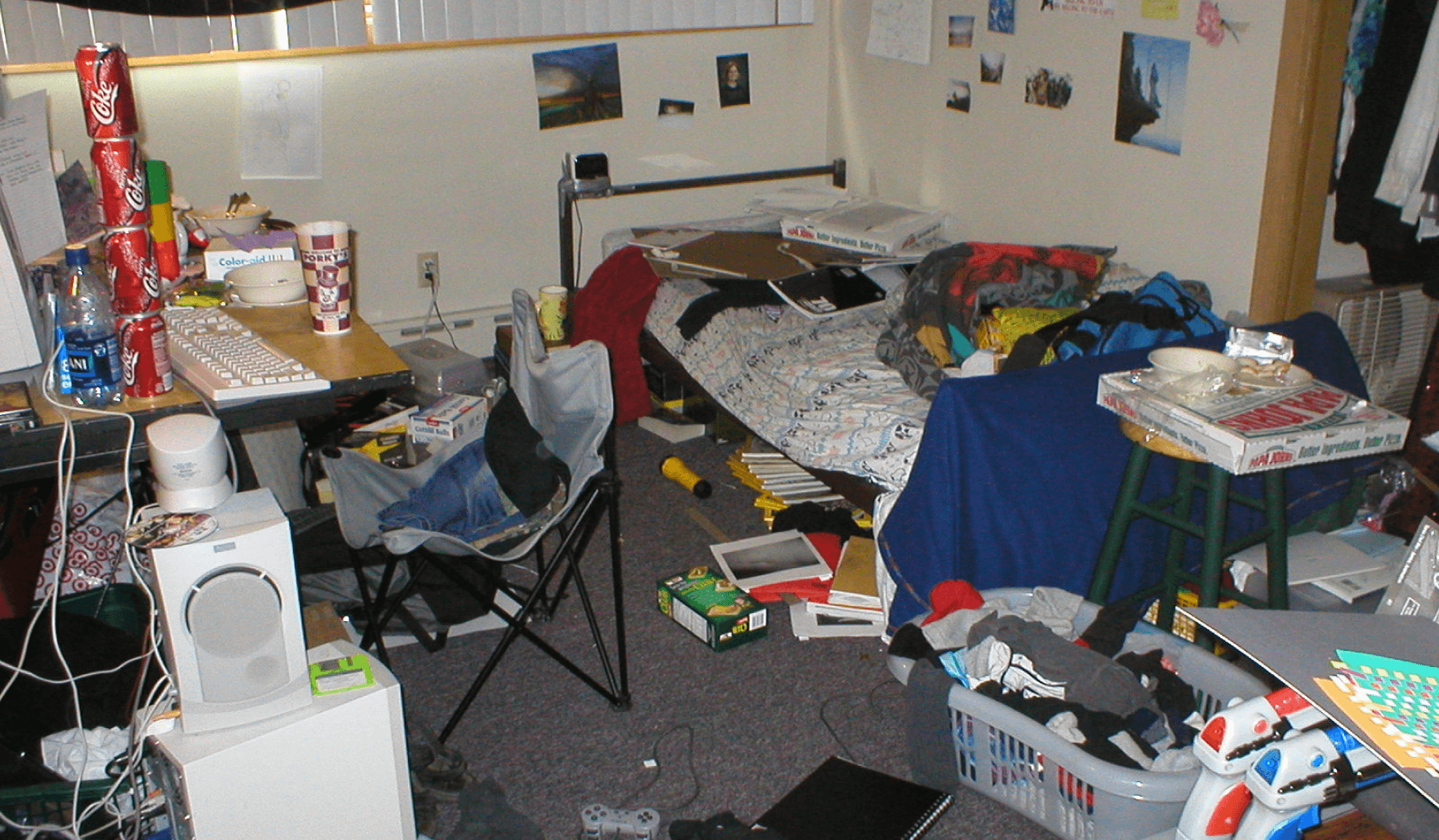A typical messy room of a college student.